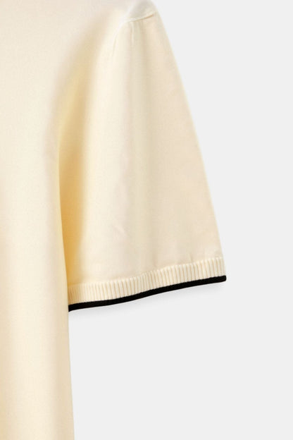 Polo ajusté contrasté