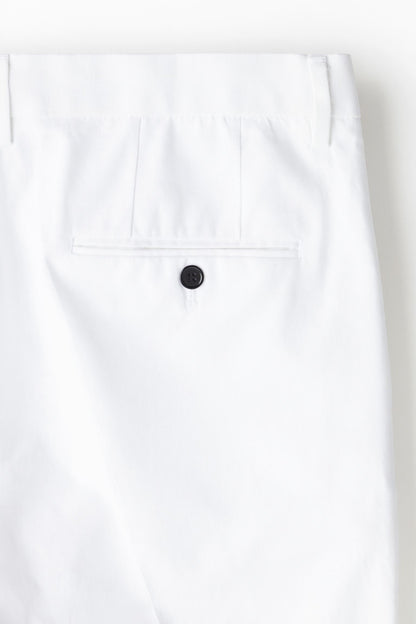 Pantalon chino slim, spacieux et élégant